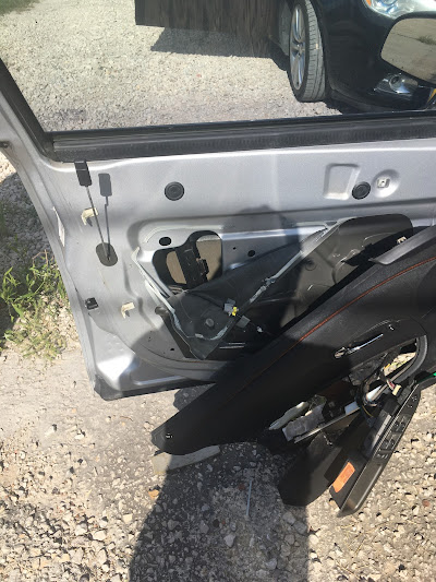 Tips for choosing the right locksmith for your needs